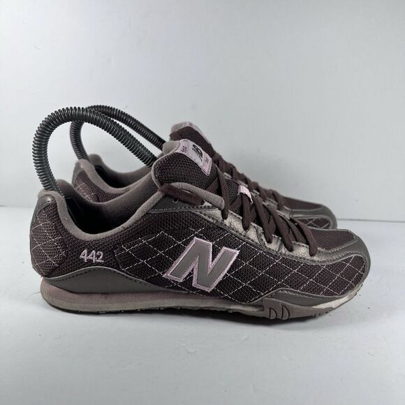 New Balance 442 Lace Up Athletic Training Shoes Women's Size 6 - Picture 1 of 8